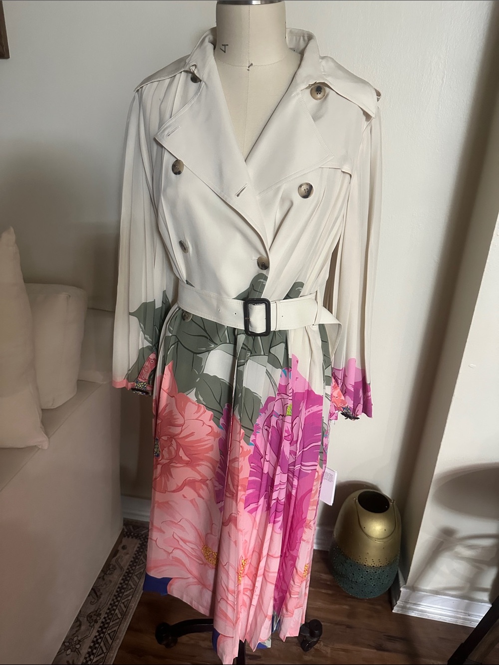VALENTINO GARAVANI
Cropped Polo Carving Mussoline Top - Picture 5 of 15